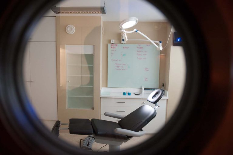 fauteuil d'intervention clinique greffe de cheveux de Bruxelles